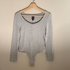 GAP Women's Light Gray Long Sleeve Bodysuit